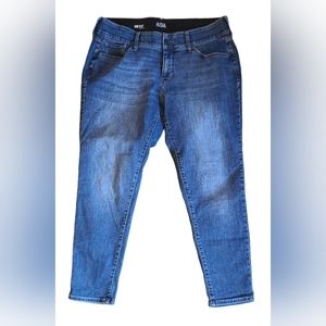 a.n.a. blue jeans skinny mid rise size 18W